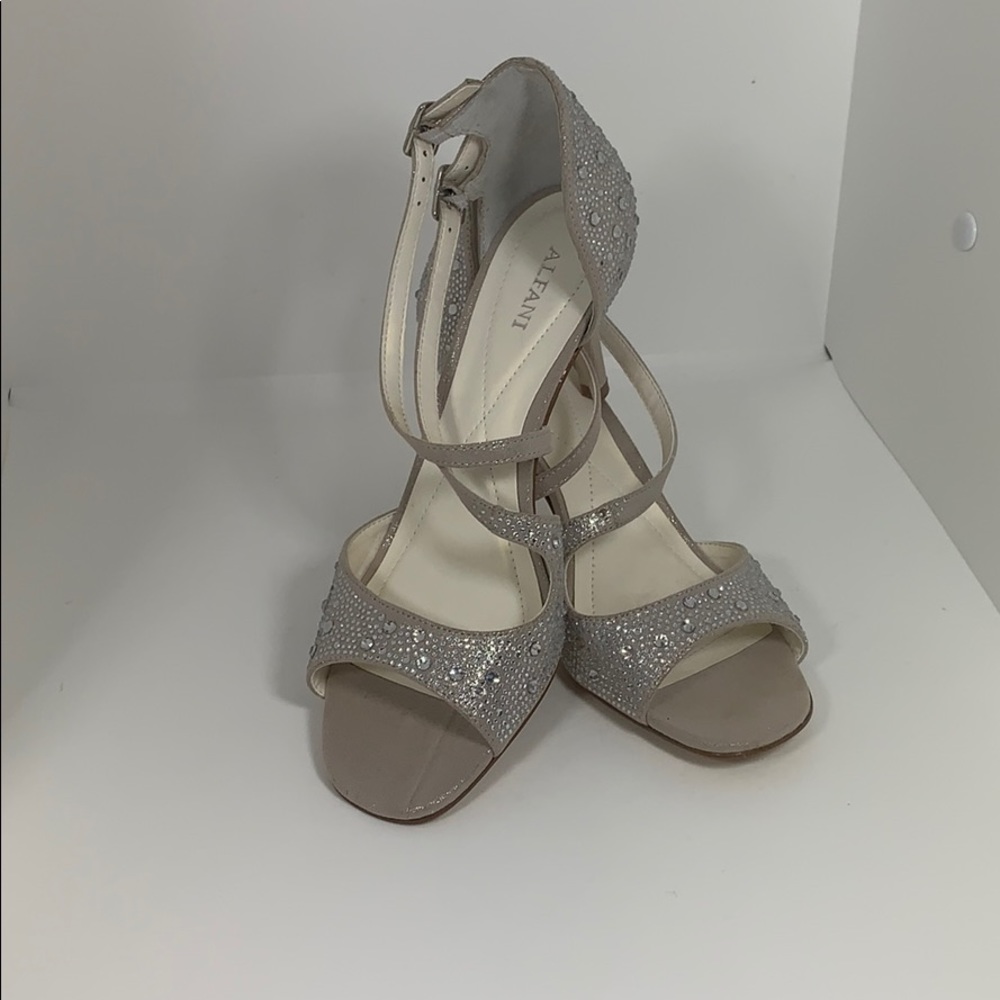 Alfani Cremena Women Size 7 Silver Strappy Heel
